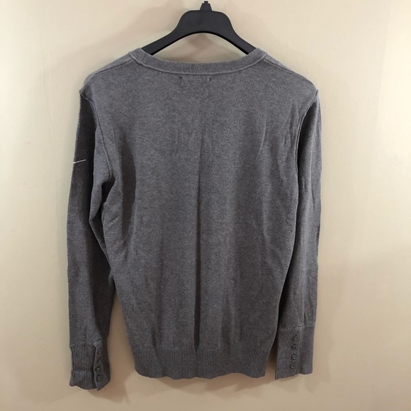 NWT - Gray Cotton Sweater - Size XL - Picture 2 of 6